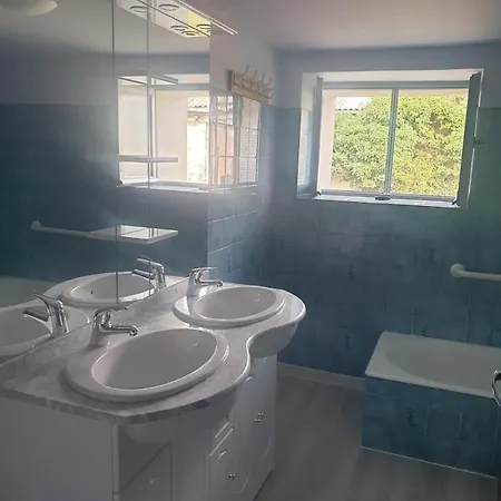 Le Temps De Vivre Pressac